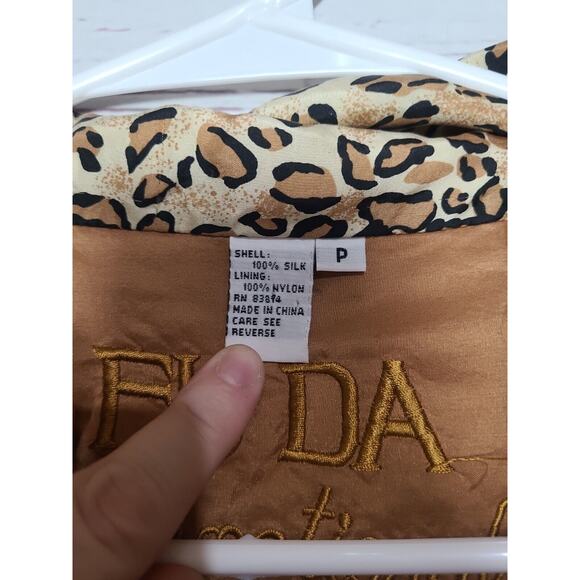 VTG Fuda International Tan Leopard Print 100% Silk Full Zip Jacket Womans Size S - Picture 6 of 6